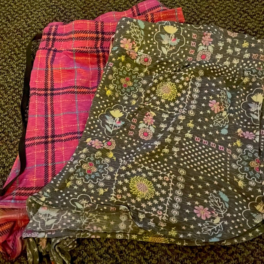Pajama shorts quantity 2 selling both for one price size 2x